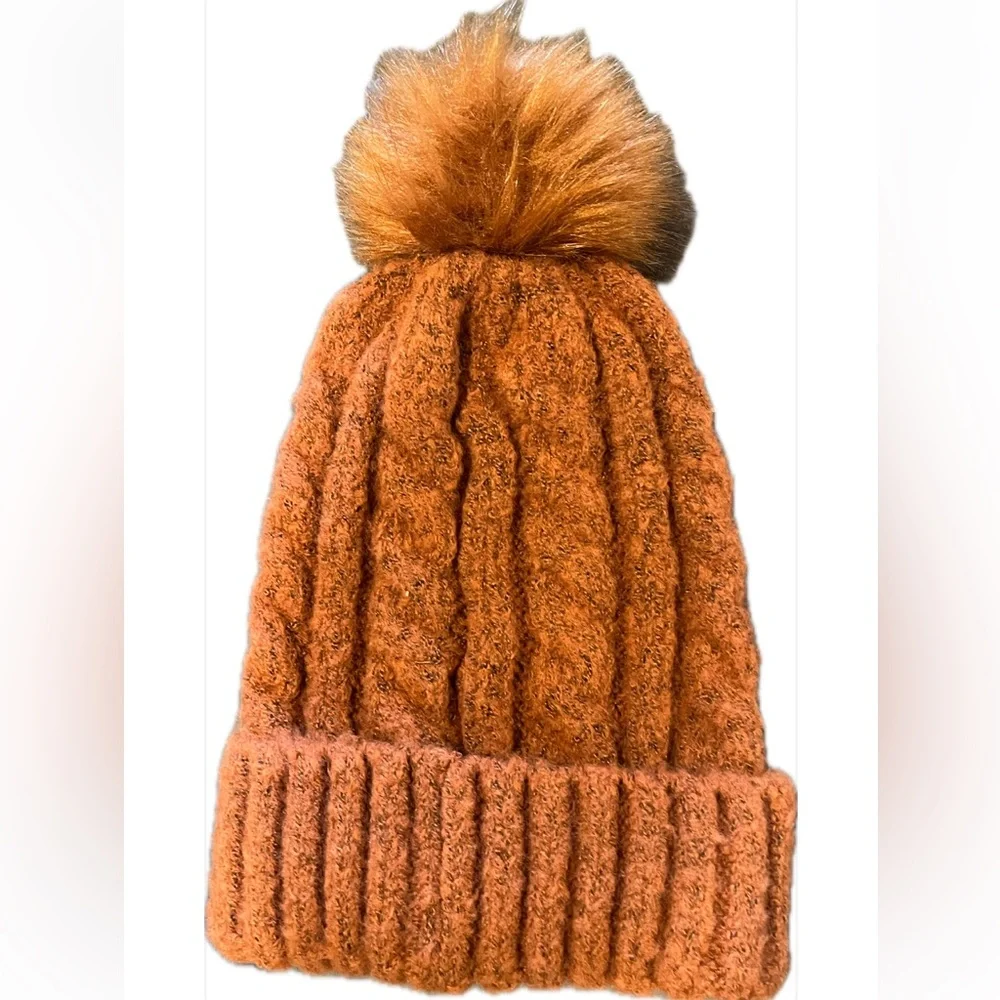 NWT, Tahari- Burnt orange, Sophisticated/Rustic, Knit Beanie, One Size